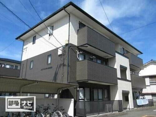 フォブールタウン南田宮Ｂ 3階建