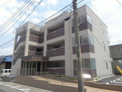 愛知県名古屋市中川区小碓通３丁目 3階建 築11年1ヶ月