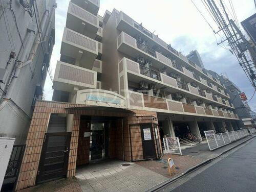 東京都三鷹市下連雀３丁目 6階建
