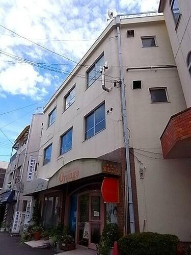 新広藤ビル 3階建
