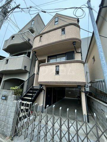 久世上久世町貸家 3階建