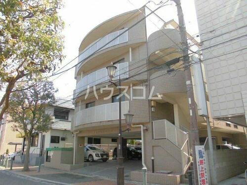 浦安タウンハウス 4階建