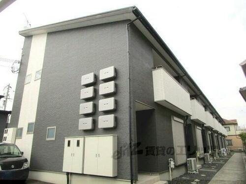 滋賀県栗東市小平井１丁目 築9年10ヶ月 2階建