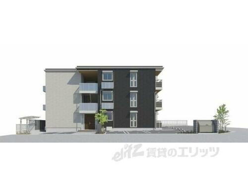 京都府福知山市字天田  3階建