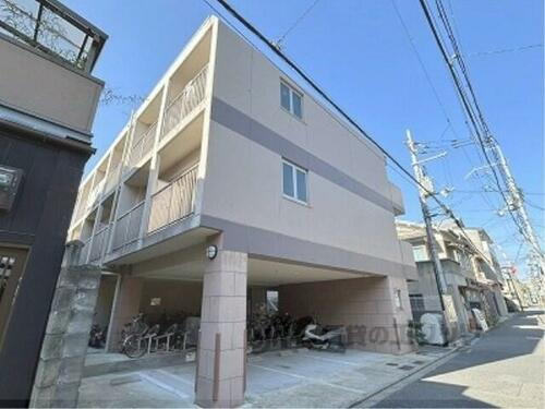 京都府京都市上京区日暮通出水上る秤口町 3階建 築19年10ヶ月