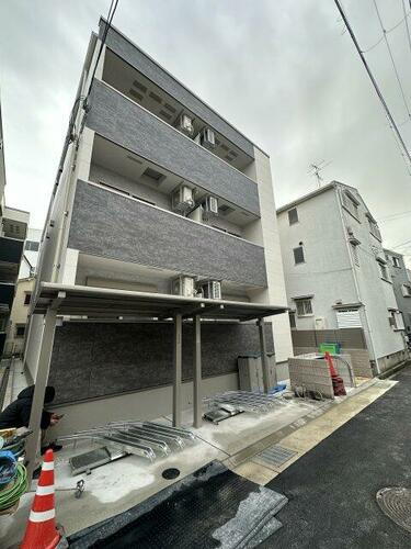 兵庫県尼崎市杭瀬北新町４丁目 3階建 築1年11ヶ月