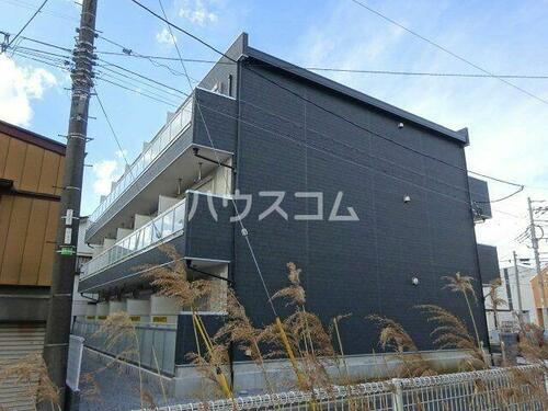 千葉県松戸市上本郷 3階建