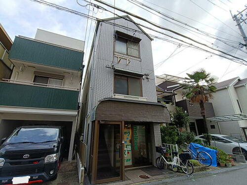 上穂ハイツ 3階建