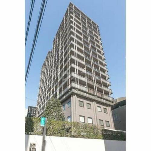 パーク・アヴェニュー神南 16階建