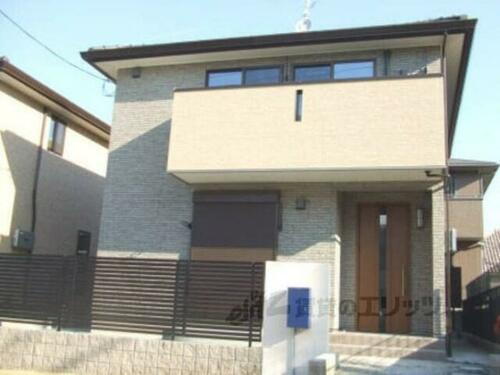 京都府木津川市州見台８丁目 築15年1ヶ月 2階建