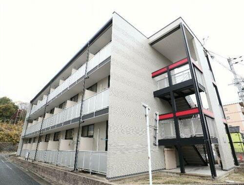 奈良県奈良市佐保台西町 3階建 築17年5ヶ月