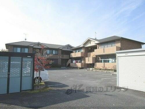 滋賀県蒲生郡日野町大窪 賃貸アパート