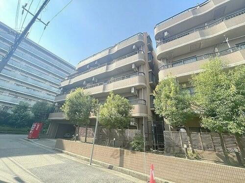 兵庫県尼崎市小中島３丁目 築33年11ヶ月 5階建