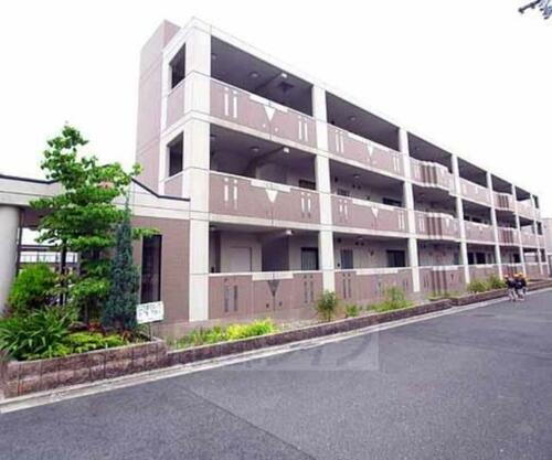 京都府木津川市州見台１丁目 3階建 築21年1ヶ月