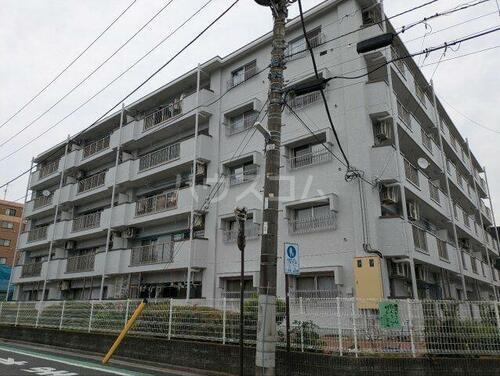 綾瀬ファイナンス 地上5階地下1階建