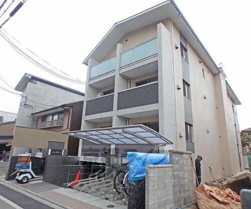 京都府京都市左京区吉田二本松町 地上3階地下1階建 築2年4ヶ月