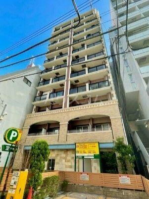 レジディア新宿御苑 11階建