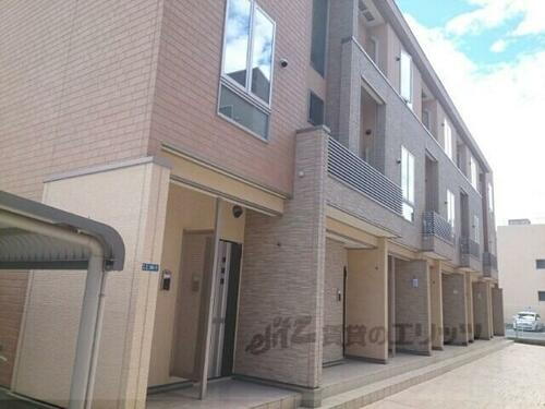 大阪府寝屋川市河北東町 築12年6ヶ月 3階建