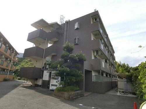 グリーンハイツ豊川２ 4階建