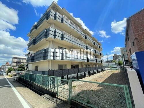 メゾン文教台 4階建