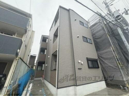 京都府京都市中京区壬生御所ノ内町 3階建 