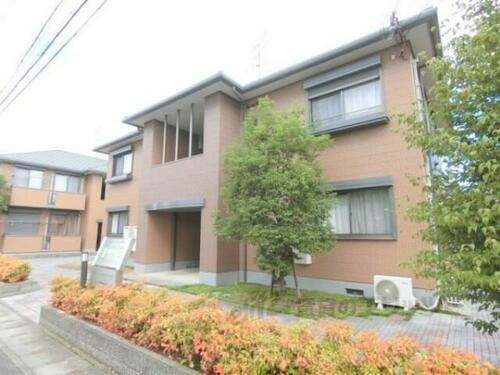 滋賀県野洲市西河原 2階建 築24年5ヶ月