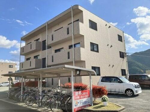 兵庫県丹波篠山市東吹 築16年4ヶ月 3階建