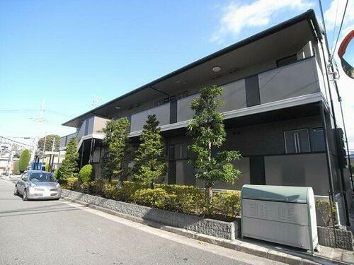 シャトー南花屋敷 2階建