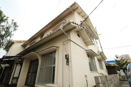 宮脇貸家（奥） 2階建