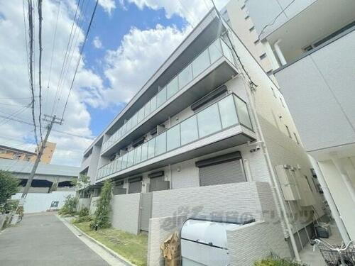 大阪府東大阪市下小阪５丁目 築3年10ヶ月 3階建