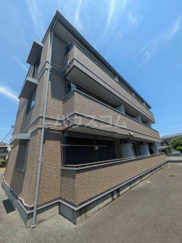 ソレイユ 3階建
