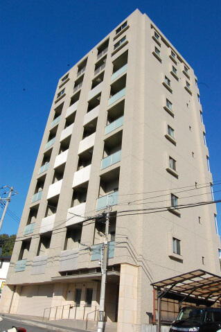 広島県広島市東区山根町 9階建