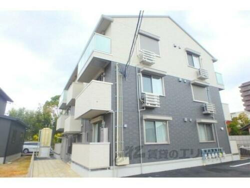 滋賀県草津市草津１丁目 3階建 築7年4ヶ月