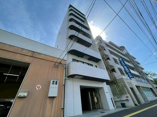 広島県広島市中区榎町 8階建