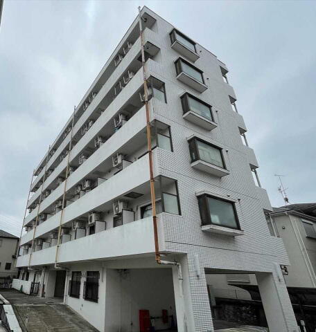 スカイコート八王子第３ 6階建