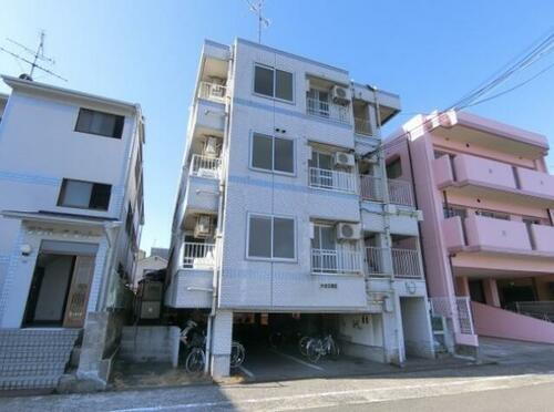 大池５番館 4階建