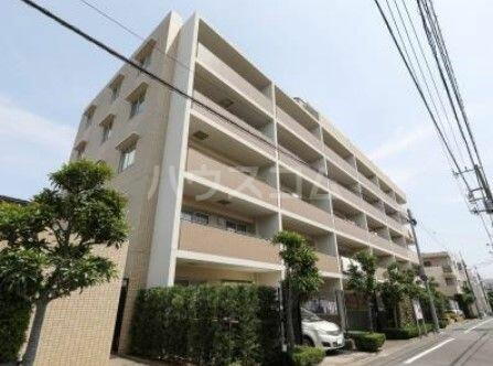東京都大田区中馬込１丁目 6階建