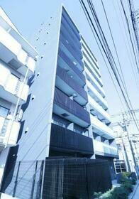 神奈川県横浜市鶴見区生麦４丁目 9階建
