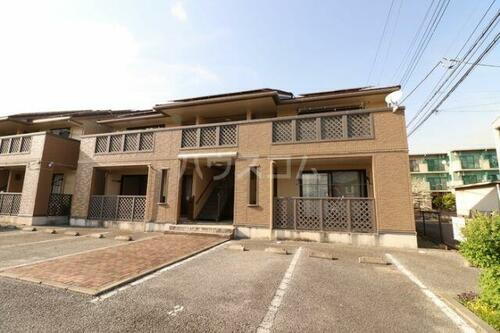 山梨県甲府市池田２丁目 2階建