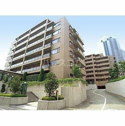 東京都中野区本町１丁目 10階建