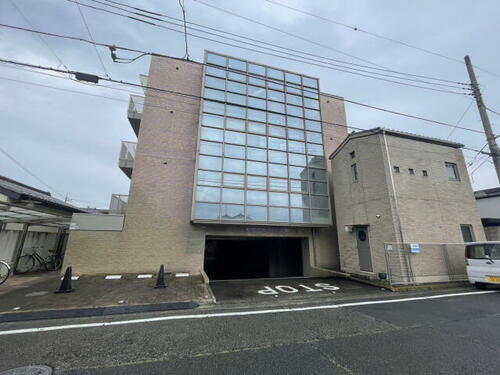 Ｓｔｕｄｉｏ　Ｆｌａｔ