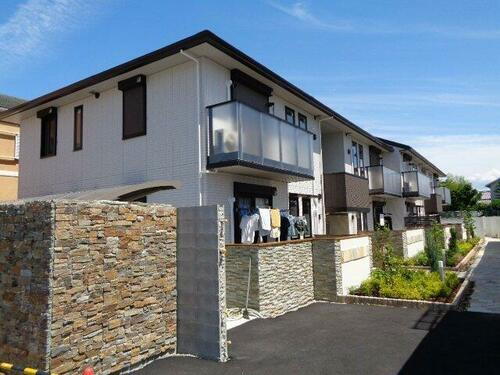 大阪府堺市西区草部 2階建
