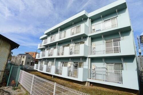 栄幸マンション 3階建