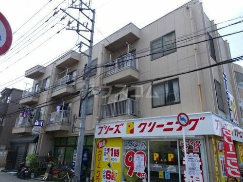 コーポ瀬尾 3階建