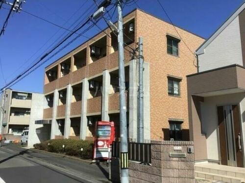 リュミエ府中 3階建