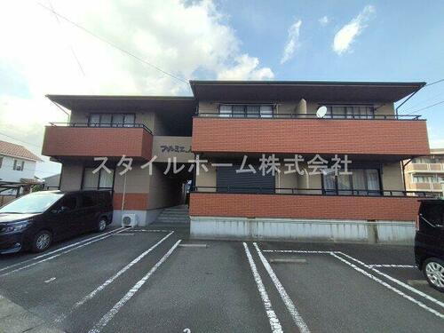 愛知県豊川市下長山町堺 賃貸アパート