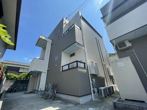 兵庫県明石市野々上３丁目 2階建 築8年