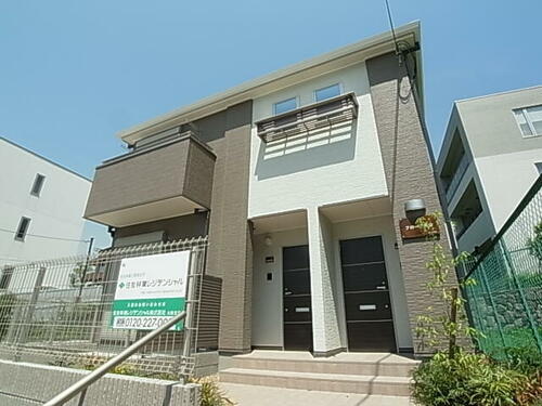 兵庫県神戸市東灘区住吉本町３丁目 築11年8ヶ月 2階建