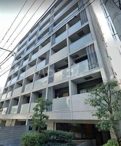 東京都墨田区亀沢４丁目 8階建