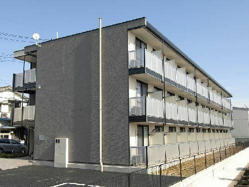 レオパレスサリーレⅡ 3階建